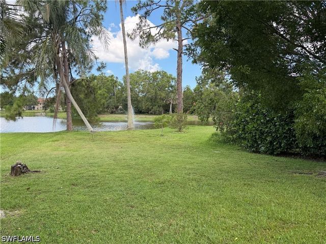 119 Plantation CIR, Naples, FL 34104