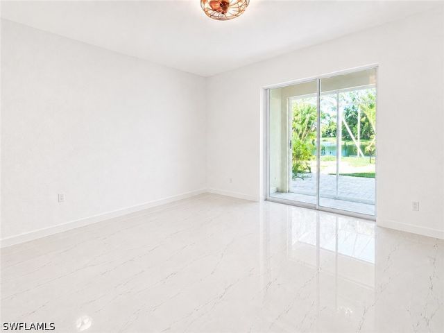 119 Plantation CIR, Naples, FL 34104