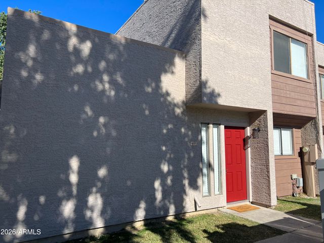 617 W 13TH Street, Tempe, AZ 85281