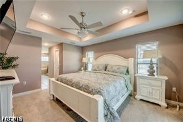 1042 NW 32nd PL, Cape Coral, FL 33993