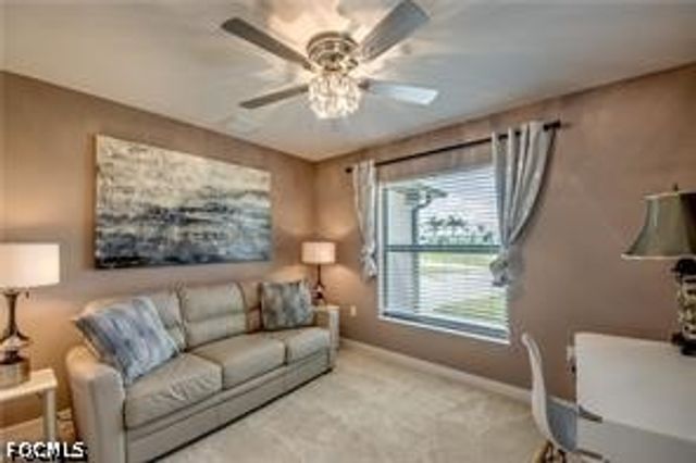 1042 NW 32nd PL, Cape Coral, FL 33993