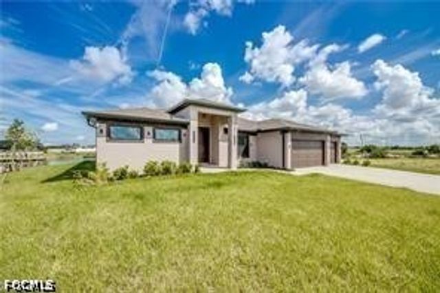 1042 NW 32nd PL, Cape Coral, FL 33993