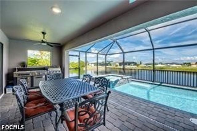 1042 NW 32nd PL, Cape Coral, FL 33993