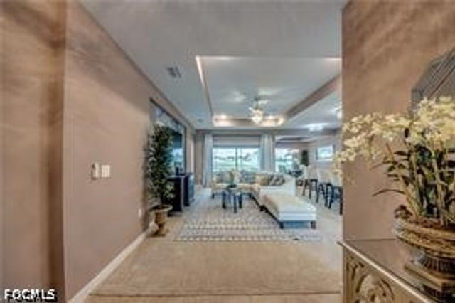 1042 NW 32nd PL, Cape Coral, FL 33993