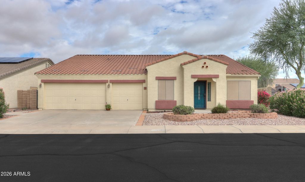 518 E BLACK DIAMOND Drive, Casa Grande, AZ 85122 — exterior