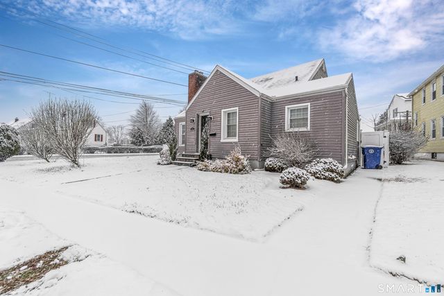 15 Henry Avenue, Stratford, CT 06614