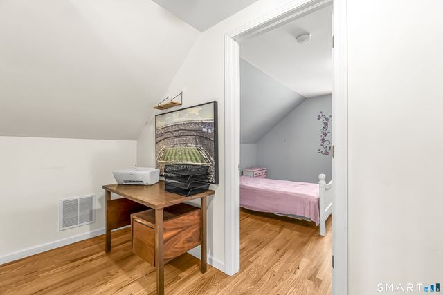 15 Henry Avenue, Stratford, CT 06614