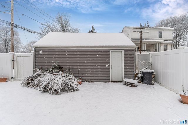 15 Henry Avenue, Stratford, CT 06614