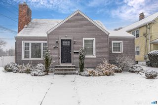 15 Henry Avenue, Stratford, CT 06614