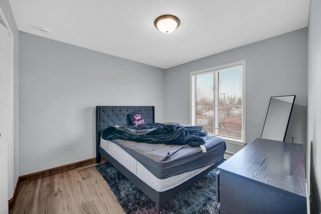 1104 169th Street, Hammond, IN 46324