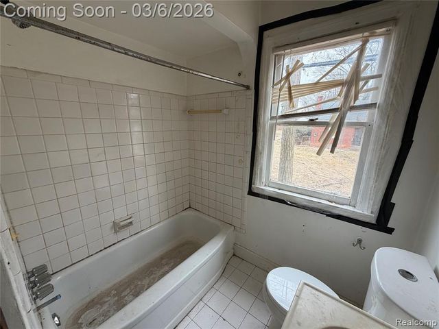 17228 Munich Street, Detroit, MI 48224