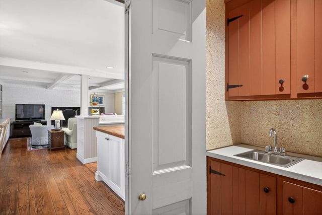 23 Antioch Road, Falmouth, MA 02540