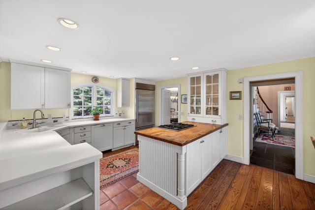 23 Antioch Road, Falmouth, MA 02540