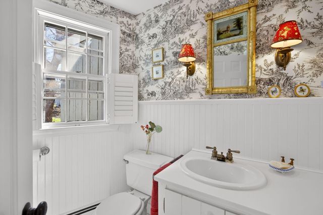 23 Antioch Road, Falmouth, MA 02540