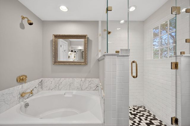 23 Antioch Road, Falmouth, MA 02540