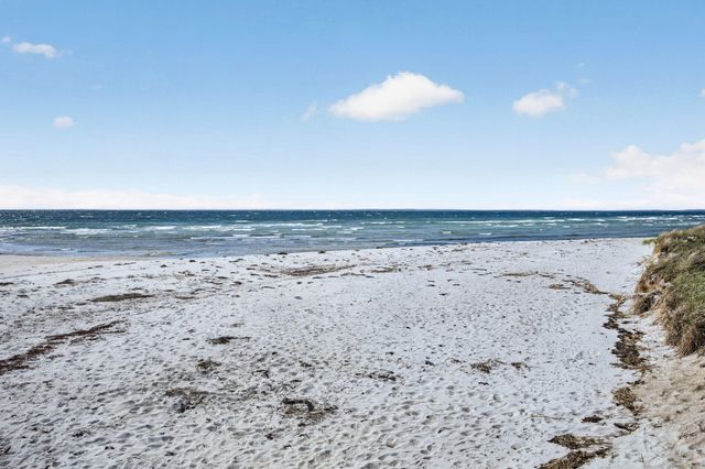 23 Antioch Road, Falmouth, MA 02540
