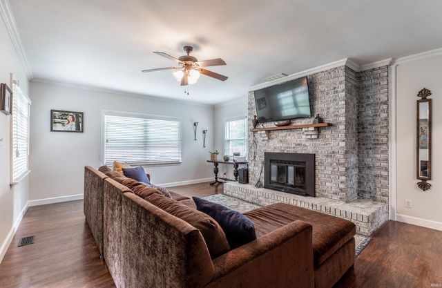 118 S Peerless Road, Evansville, IN 47712