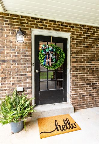 118 S Peerless Road, Evansville, IN 47712