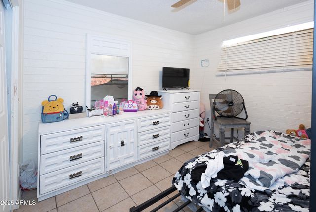 6826 S 8TH Street, Phoenix, AZ 85042