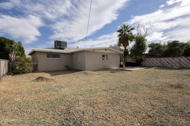 6826 S 8TH Street, Phoenix, AZ 85042