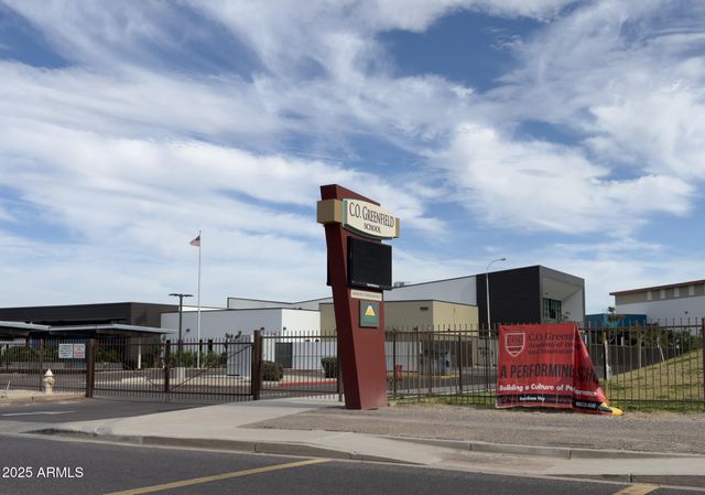 6826 S 8TH Street, Phoenix, AZ 85042