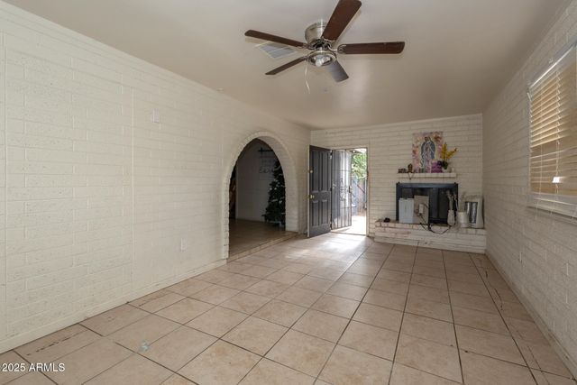 6826 S 8TH Street, Phoenix, AZ 85042