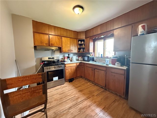 199 Hazelwood Avenue, Buffalo, NY 14215
