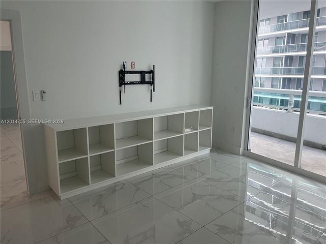 1800 N Bayshore Dr 614, Miami, FL 33132