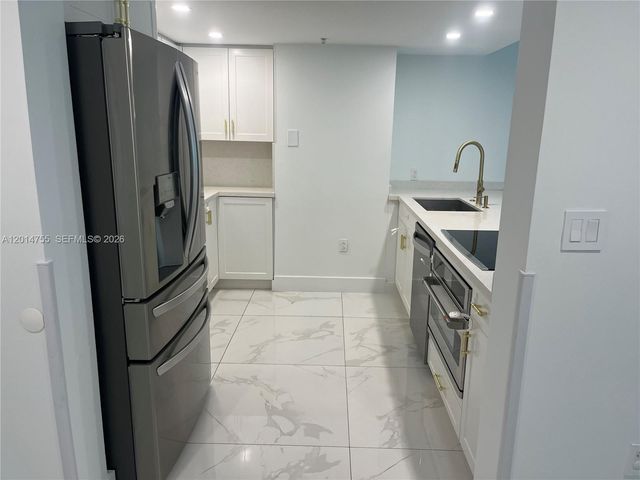 1800 N Bayshore Dr 614, Miami, FL 33132