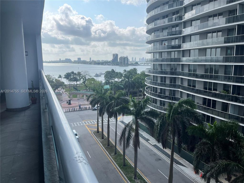 1800 N Bayshore Dr 614, Miami, FL 33132