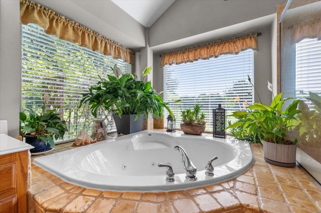 276 Jackson Circle, Kerens, TX 75144