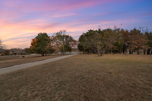 276 Jackson Circle, Kerens, TX 75144
