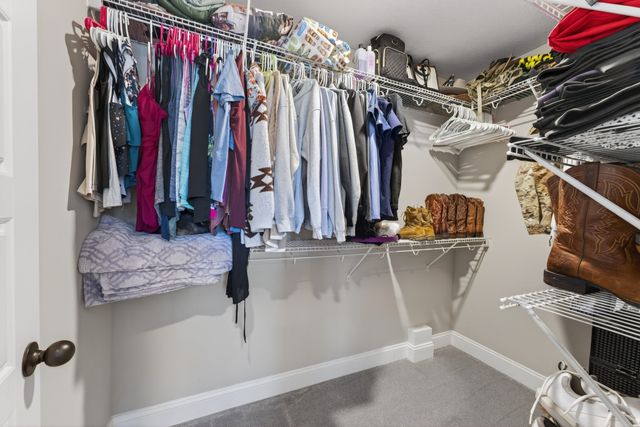 239 Dugger Dr, Clarksville, TN 37042