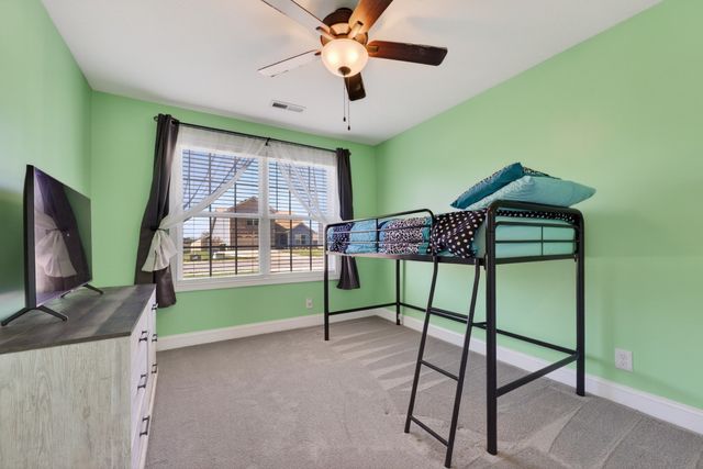 239 Dugger Dr, Clarksville, TN 37042