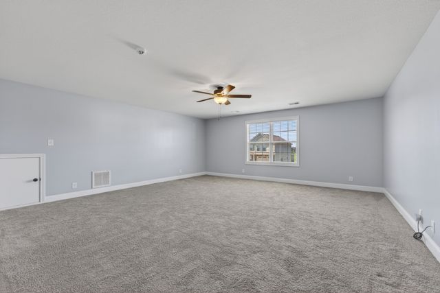 239 Dugger Dr, Clarksville, TN 37042