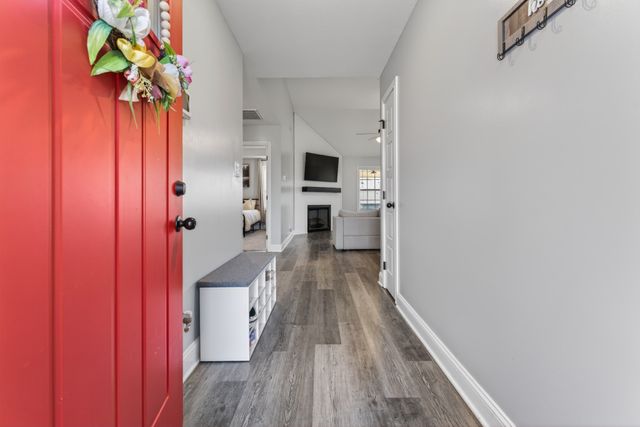 239 Dugger Dr, Clarksville, TN 37042