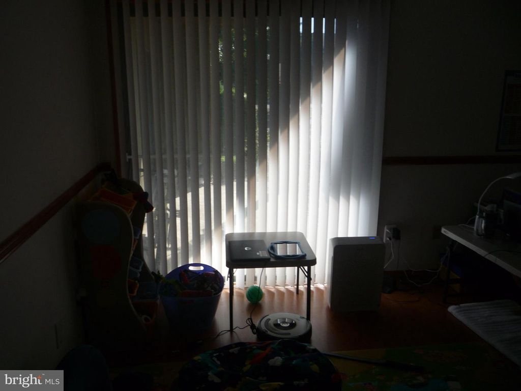 25 S CHURCH RD #131, Maple Shade, NJ 08052