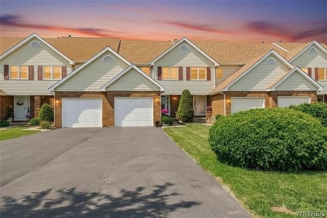 2735 Alder Creek Drive North G, Wheatfield, NY 14120