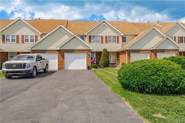 2735 Alder Creek Drive North G, Wheatfield, NY 14120