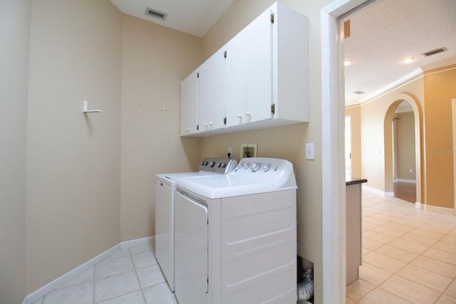 2456 APPALOOSA TRAIL, Palm Harbor, FL 34685