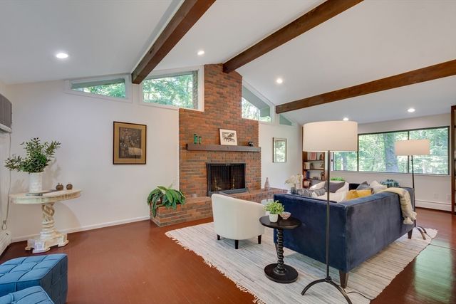 141 Trapelo Road, Lincoln, MA 01773