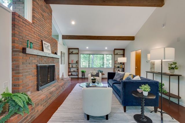 141 Trapelo Road, Lincoln, MA 01773