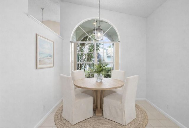 8958 SE Riverfront Terrace, Jupiter, FL 33469