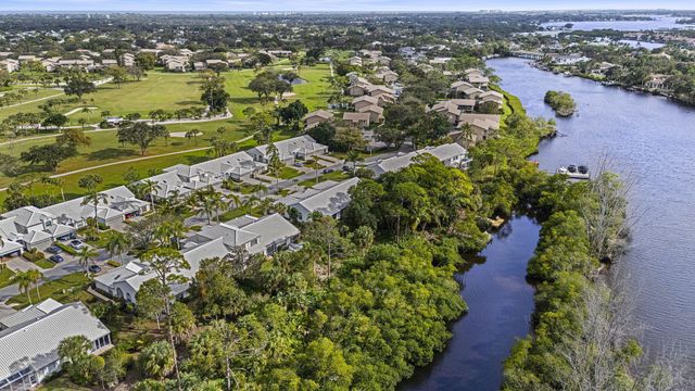 8958 SE Riverfront Terrace, Jupiter, FL 33469