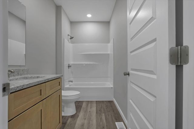 1583 Metcalfe Avenue, Obetz, OH 43207