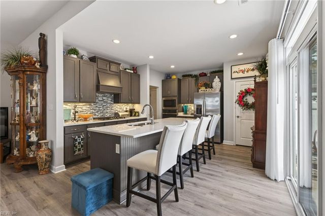 1501 Acadian Dr Unit B, Suffolk, VA 23434