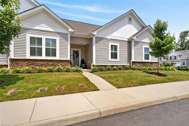 1501 Acadian Dr Unit B, Suffolk, VA 23434