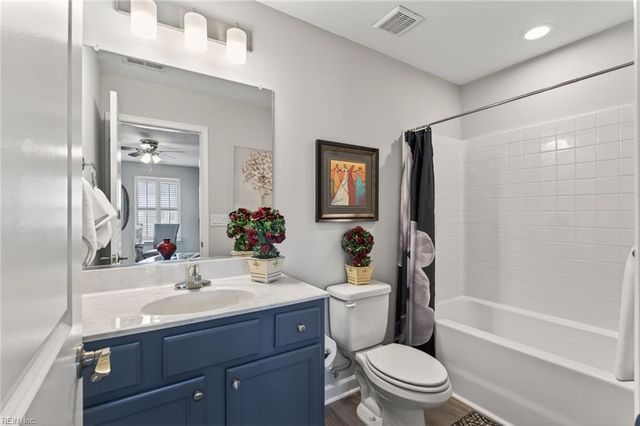 1501 Acadian Dr Unit B, Suffolk, VA 23434