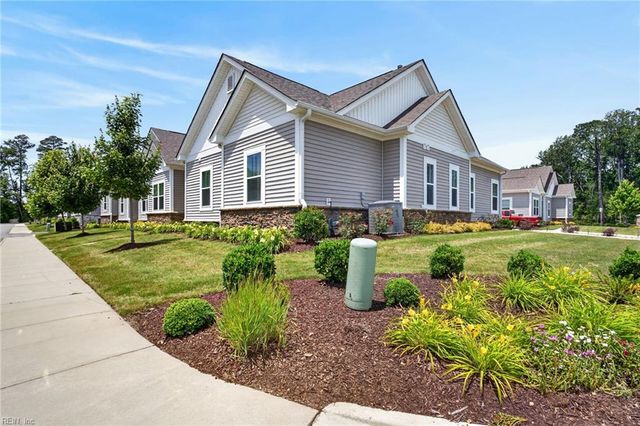 1501 Acadian Dr Unit B, Suffolk, VA 23434