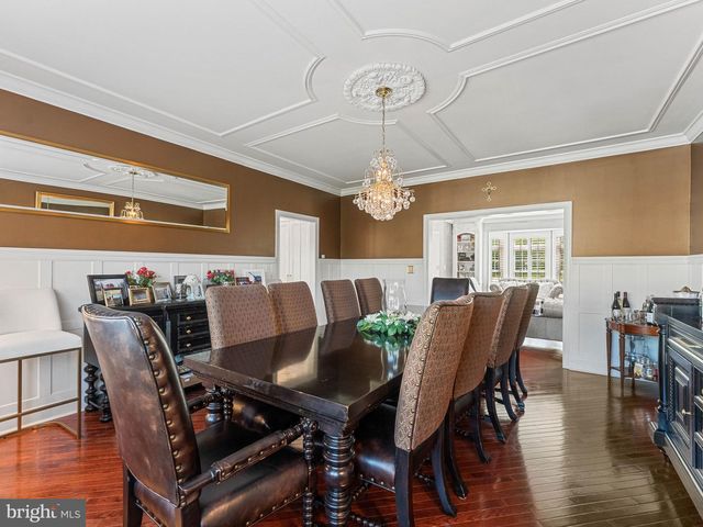 9 LANSBROOK CT, Sewell, NJ 08080